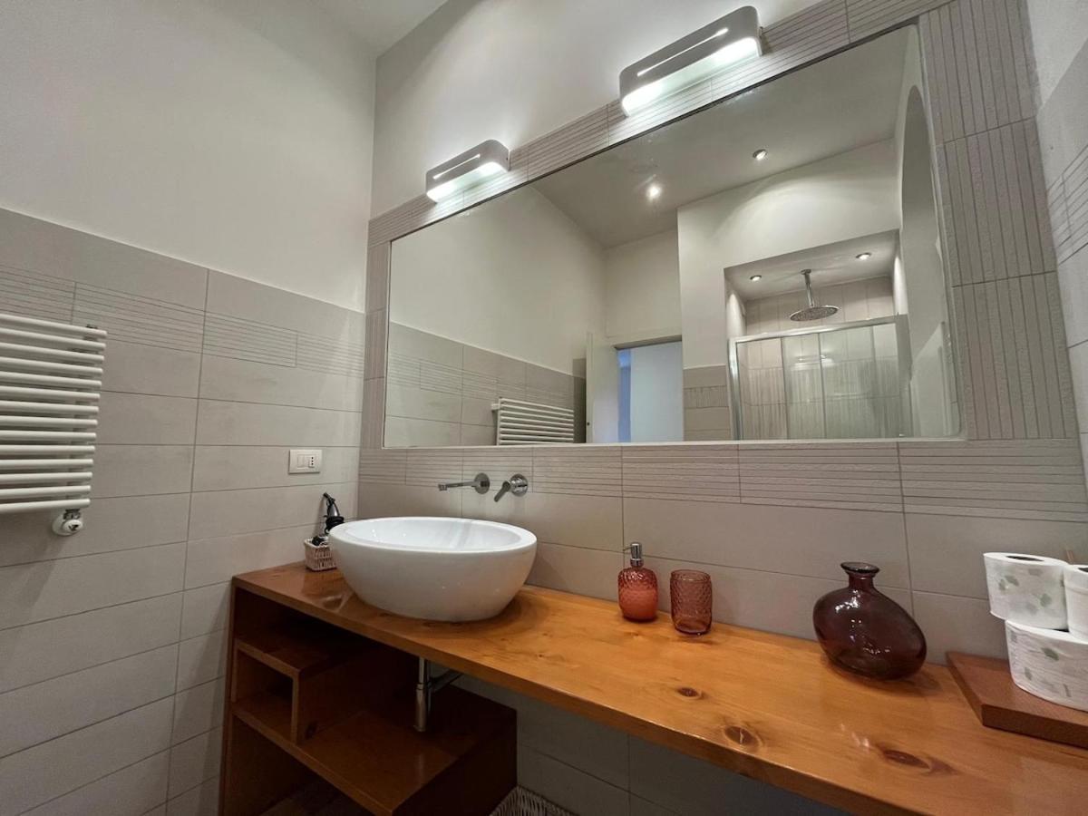 La Dolce Vita - Luxury Colosseum Boutique Apartment Roma Ngoại thất bức ảnh