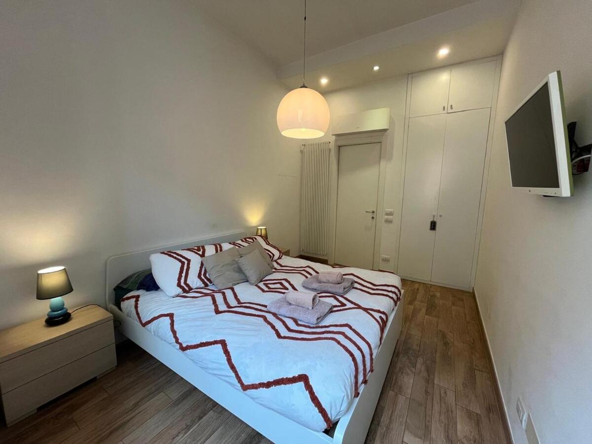 La Dolce Vita - Luxury Colosseum Boutique Apartment Roma Ngoại thất bức ảnh