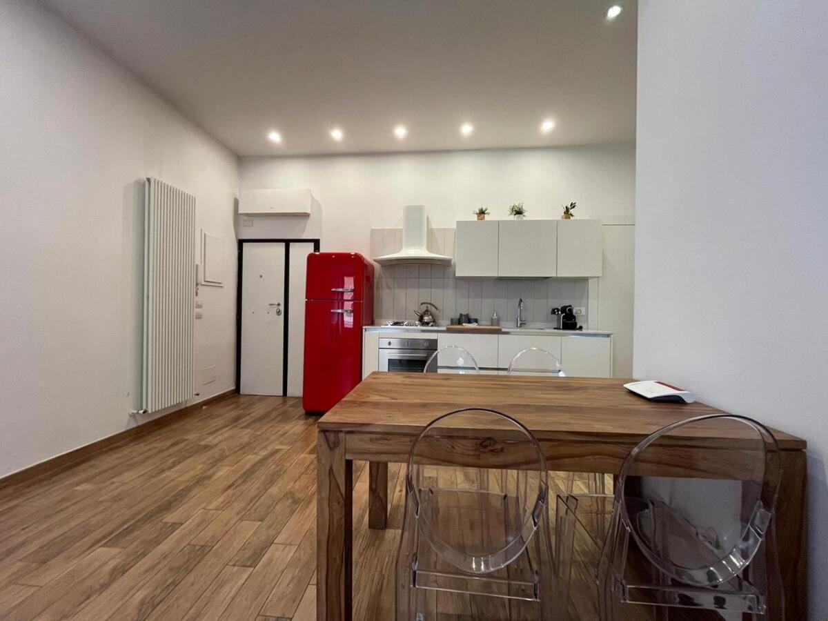 La Dolce Vita - Luxury Colosseum Boutique Apartment Roma Ngoại thất bức ảnh