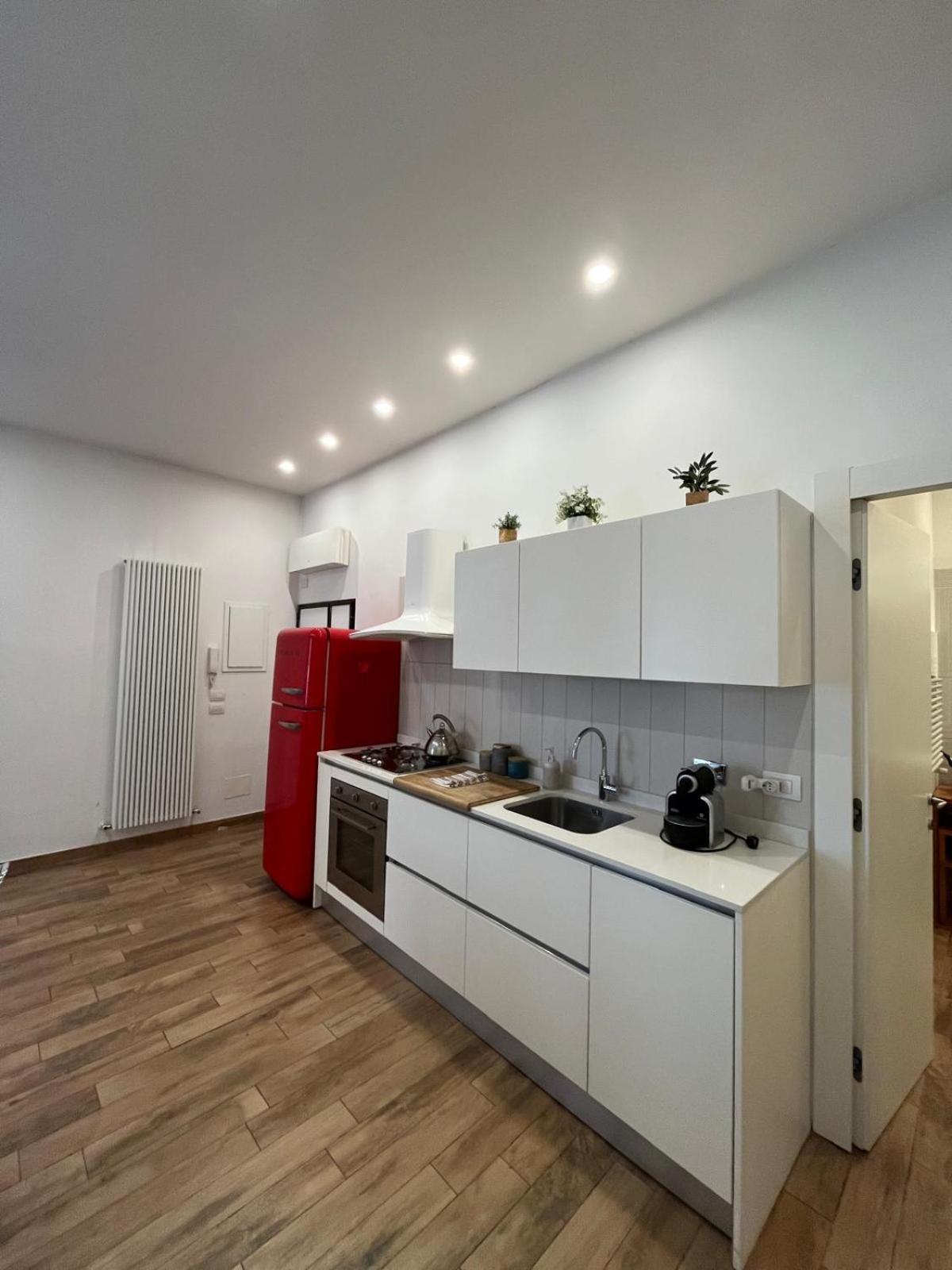 La Dolce Vita - Luxury Colosseum Boutique Apartment Roma Ngoại thất bức ảnh